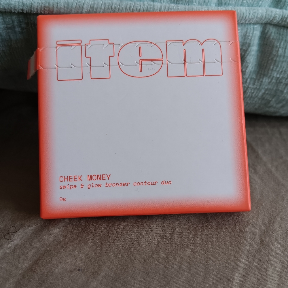 Unopened makeup